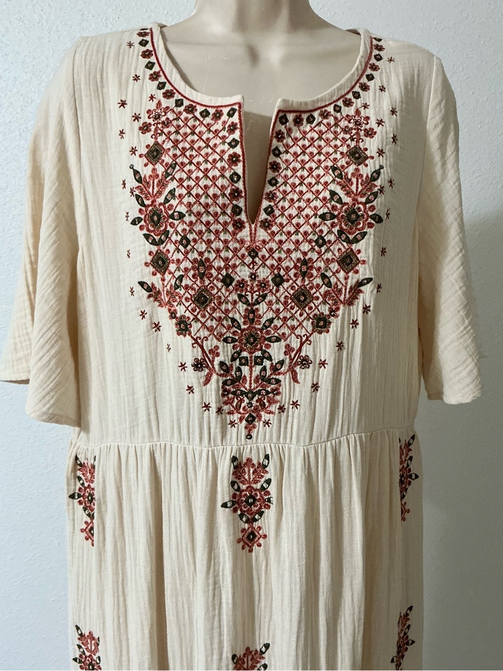 Soft Surroundings Bellmore Cream Gauze Embroidered Boho Tiered Maxi Dress Medium - Picture 6 of 12